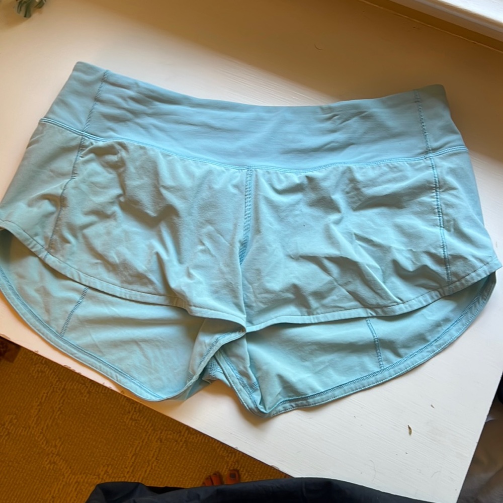 Lululemon speed shorts size 6